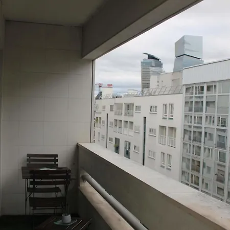 Spacious And Bright In 13eme פריז